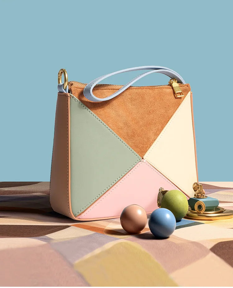 Foldéa Luxe™ Triangle Leather Wrist Crossbody Bag