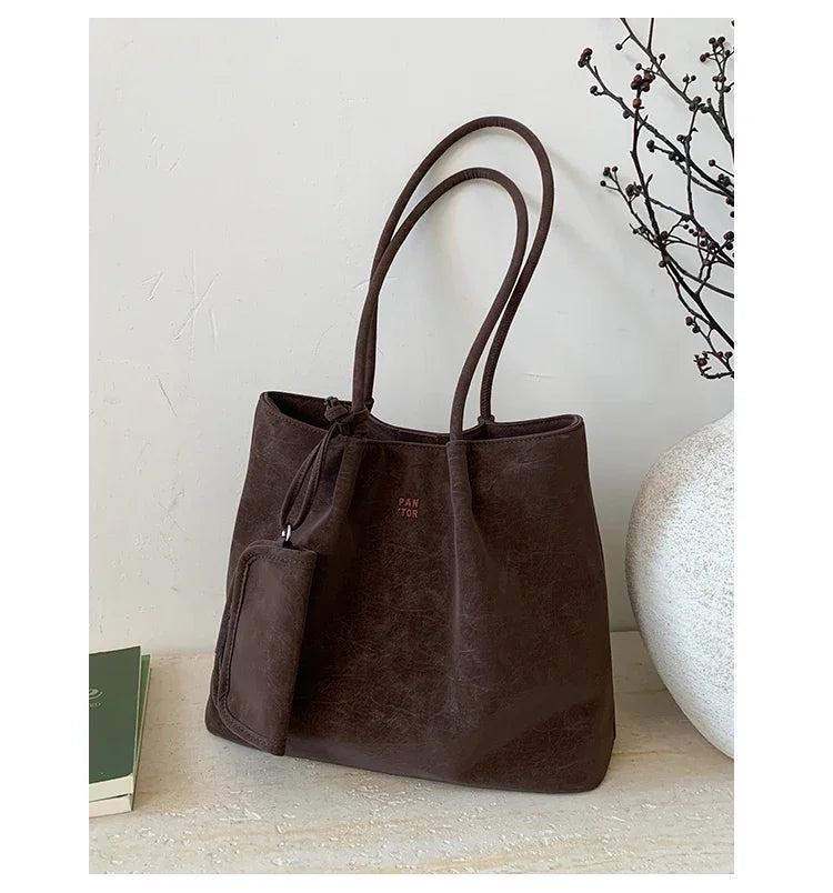 Retro Carry™ Shoulder & Underarm Tote