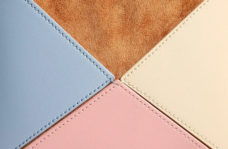 Foldéa Luxe™ Triangle Leather Wrist Crossbody Bag