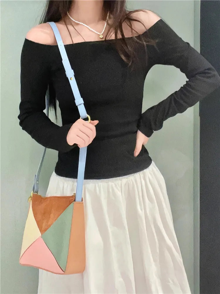 Foldéa Luxe™ Triangle Leather Wrist Crossbody Bag